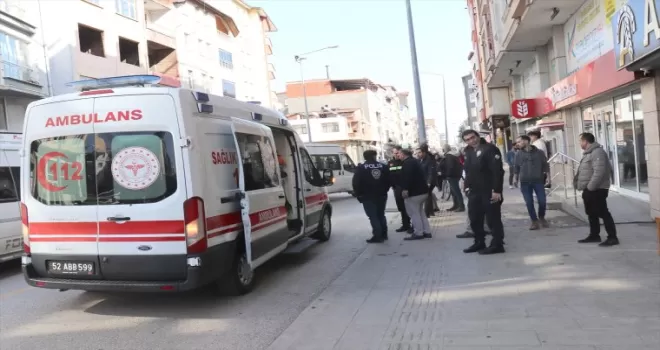 Ünye’de kamyonetin çarptığı kişi yaralandı
