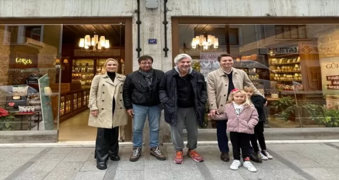 Uygur kardeşler "Süt Kardeşler" oyunu için Ordu'ya geldi