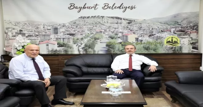 Vali Epcim’den Bayburt Belediye Başkanı Pekmezci’ye veda ziyareti