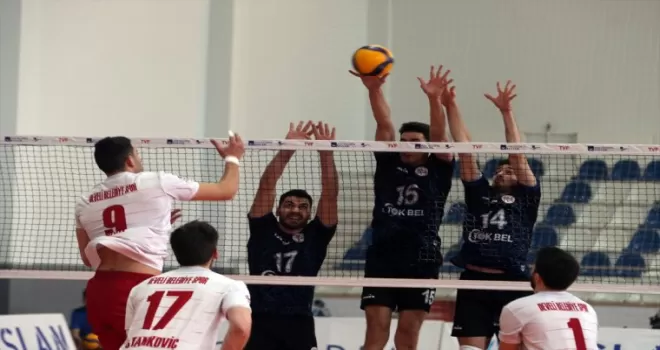Voleybol: AXA Sigorta Efeler Ligi