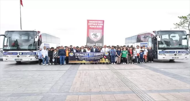 Yakakent Belediyesinden öğrencilere İstanbul ve Çanakkale gezisi