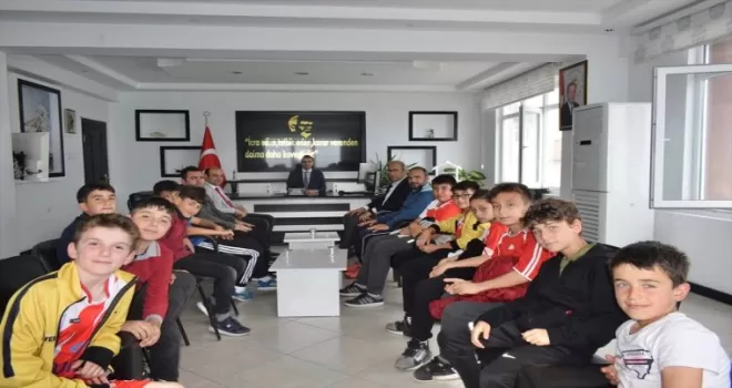 Yakakentli küçük sporcuların voleybol başarısı
