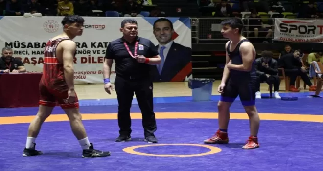 Yaşar Doğu 17 Yaş Altı Serbest Güreş Türkiye Şampiyonası, Samsun’da başladı