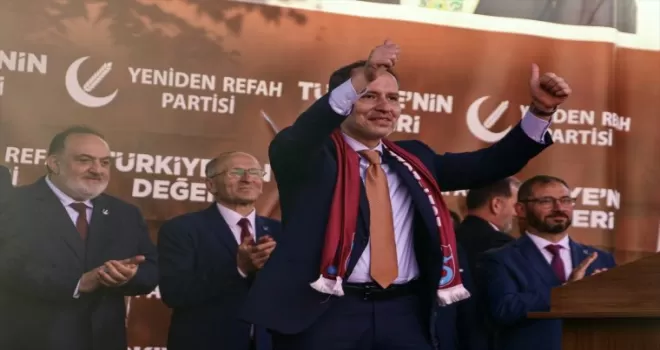 Yeniden Refah Partisi Genel Başkanı Erbakan, Trabzon’da konuştu: