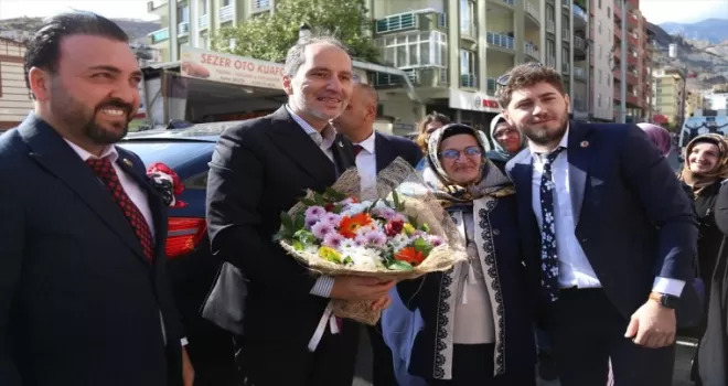 Yeniden Refah Partisi Genel Başkanı Erbakan, Yusufeli'nde temaslarda bulundu