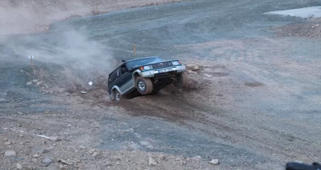 Yusufeli'nde 7. Off-Road Yarışları yapıldı