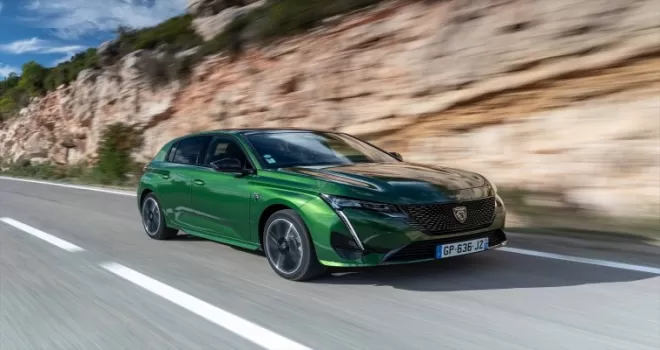Yüzde 100 elektrikli Peugeot E-308 Türkiye’de satışa sunuldu