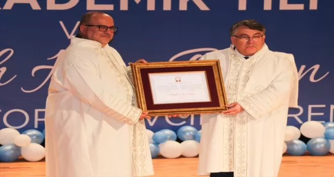 Zonguldak BEÜ, TPAO Genel Müdürü Bilgin’e “fahri doktora“ unvanı verdi