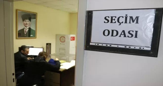 Zonguldak Havalimanı’nda oy verme işlemi başladı