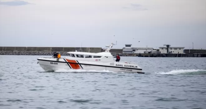Zonguldak’ta batan geminin kayıp 7 personelini arama çalışmaları sürüyor