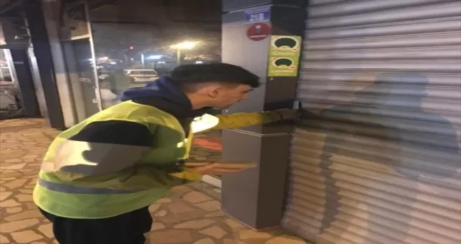 Zonguldak’ta esnafa “siftah parası“ bırakıldı