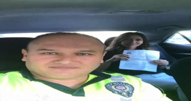 Zonguldak'ta KPSS'ye geç kalanlar polis ekiplerince sınava yetiştirildi