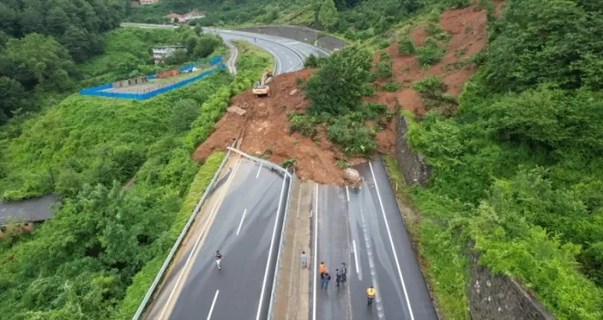 Zonguldak’ta sağanak hayatı olumsuz etkiliyor