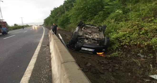 Zonguldak’ta takla atan araçtaki 6 kişi yaralandı