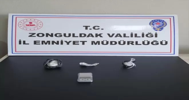 Zonguldak’ta uyuşturucuyla yakalanan 2 zanlı tutuklandı