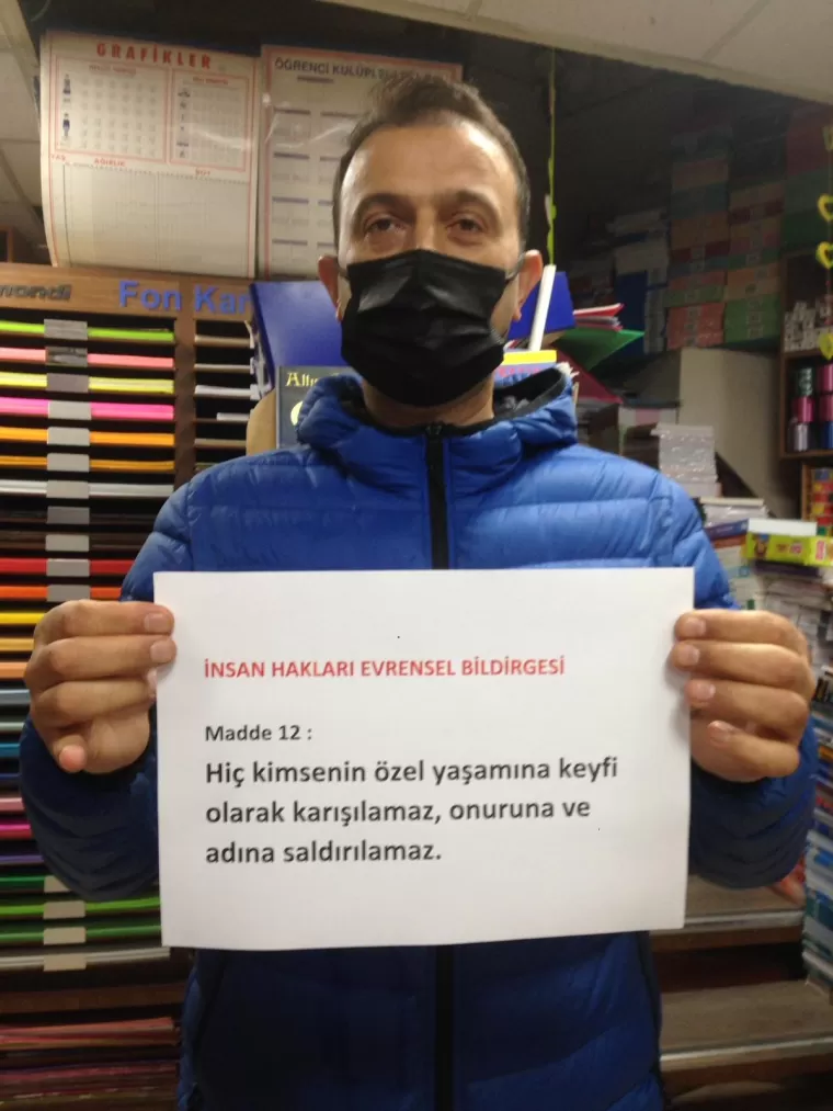 Her İnsan Özgür ve Eşit Doğar