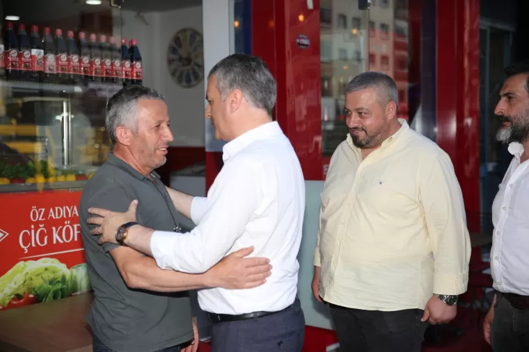 BAŞKAN BIYIK VATANDAŞLA BAYRAMLAŞTI