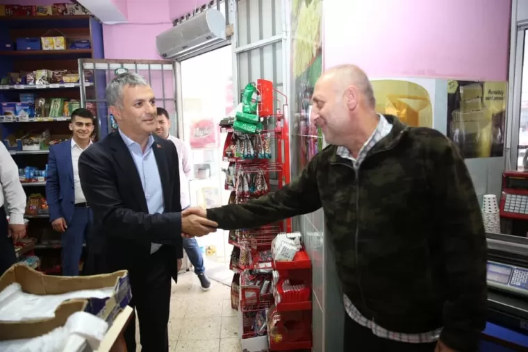 BAŞKAN BIYIK VATANDAŞLA BAYRAMLAŞTI