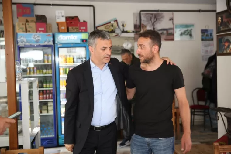 BAŞKAN BIYIK VATANDAŞLA BAYRAMLAŞTI