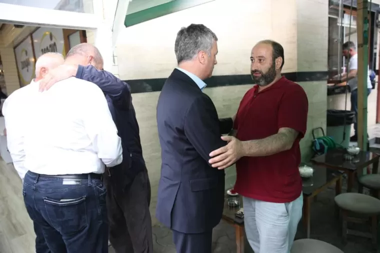 BAŞKAN BIYIK VATANDAŞLA BAYRAMLAŞTI