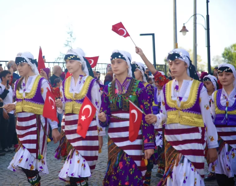 CUMHURİYET COŞKUSU