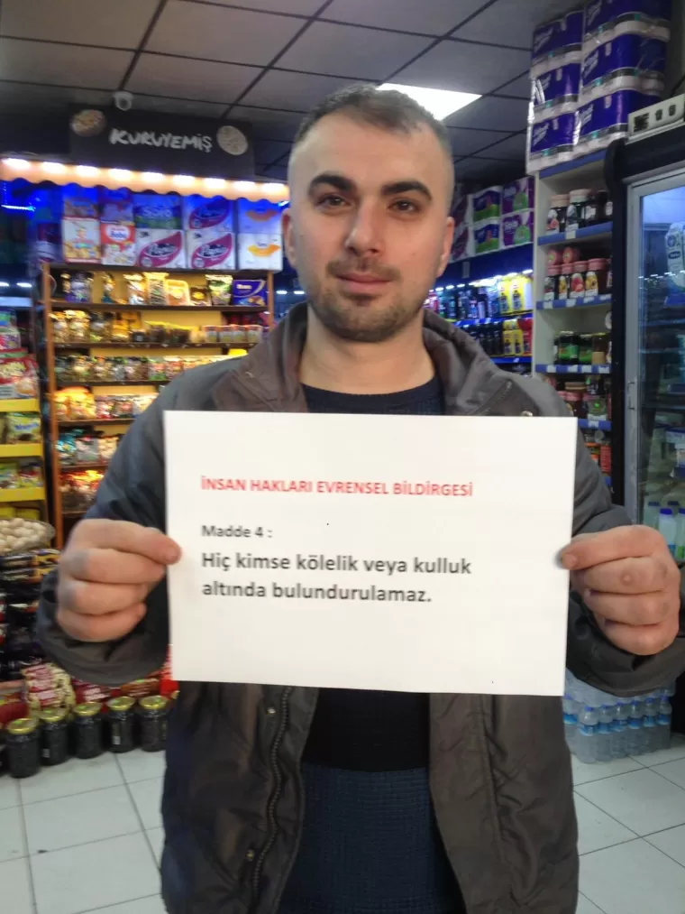 Her İnsan Özgür ve Eşit Doğar