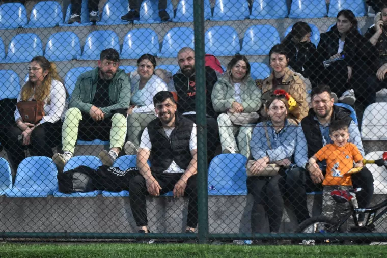 Futbol turnuvasına taraftardan büyük ilgi