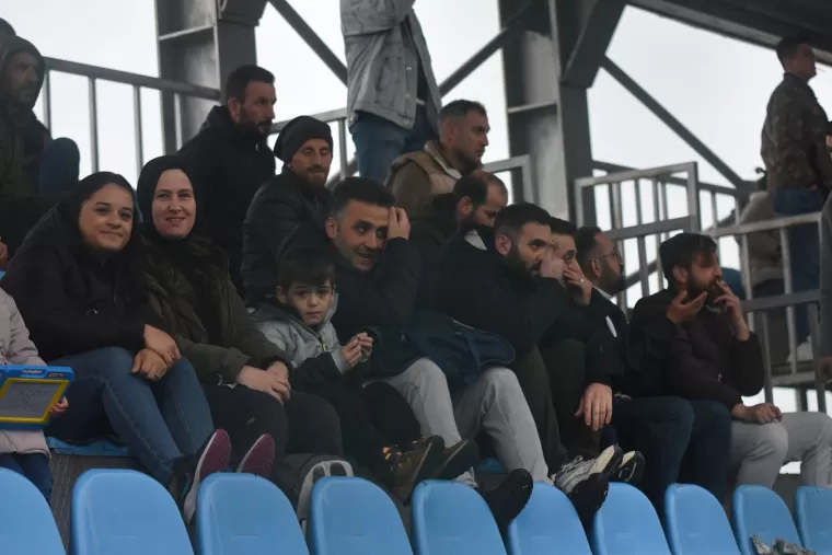 Futbol turnuvasına taraftardan büyük ilgi