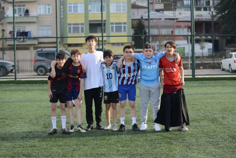 Futbol turnuvasına taraftardan büyük ilgi