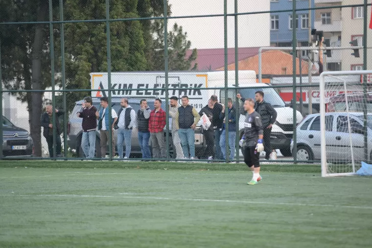 Futbol turnuvasına taraftardan büyük ilgi