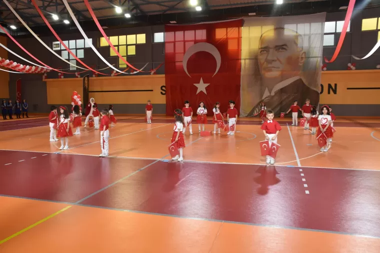 23 NİSAN COŞKUYLA KUTLANDI