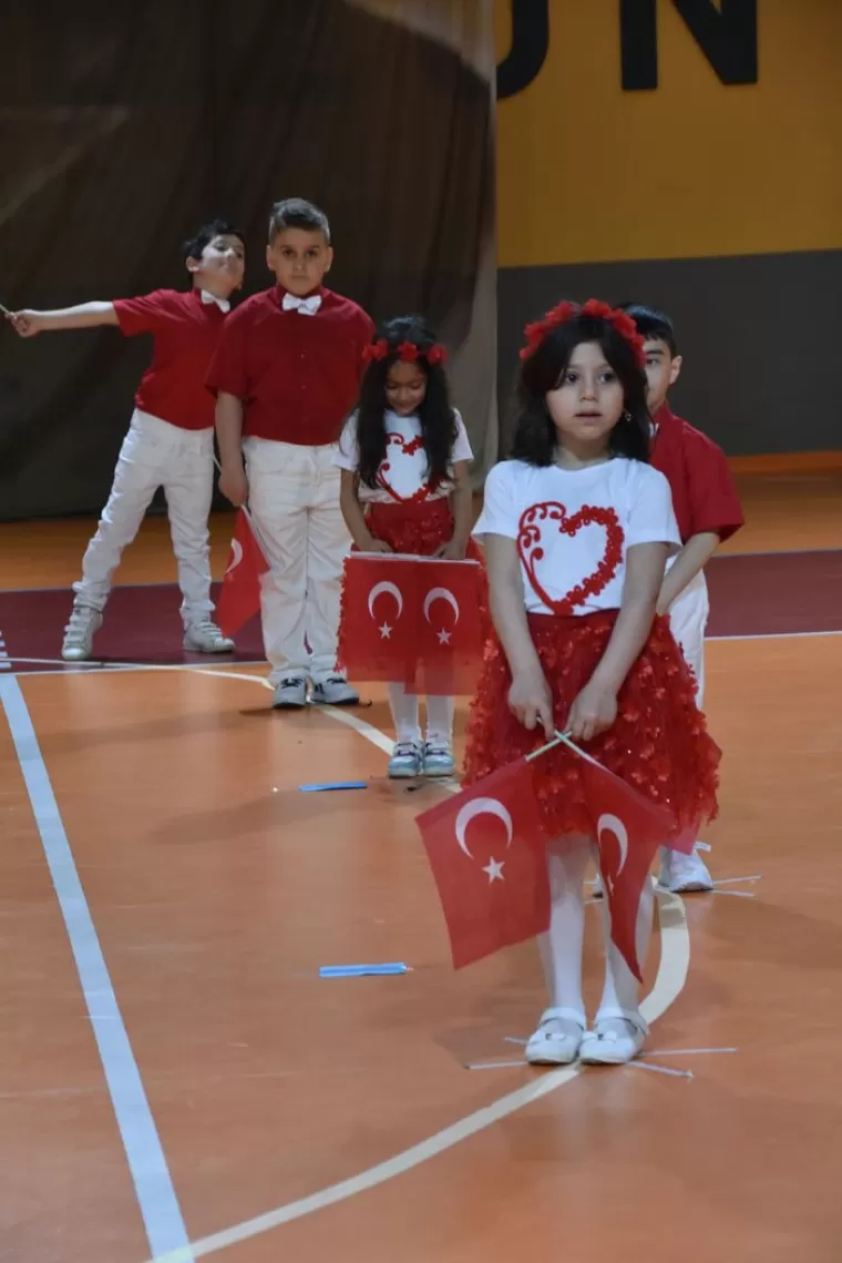 23 NİSAN COŞKUYLA KUTLANDI