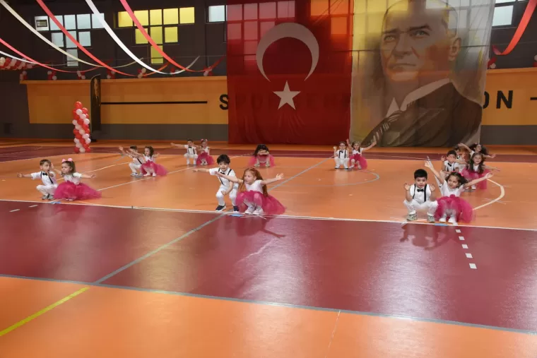 23 NİSAN COŞKUYLA KUTLANDI