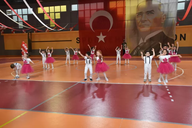 23 NİSAN COŞKUYLA KUTLANDI