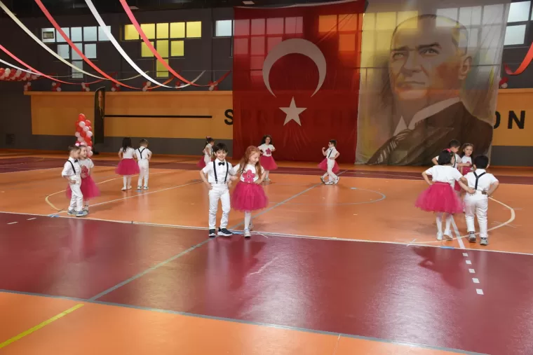 23 NİSAN COŞKUYLA KUTLANDI