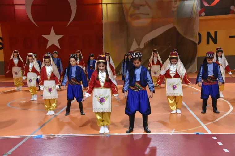 23 NİSAN COŞKUYLA KUTLANDI