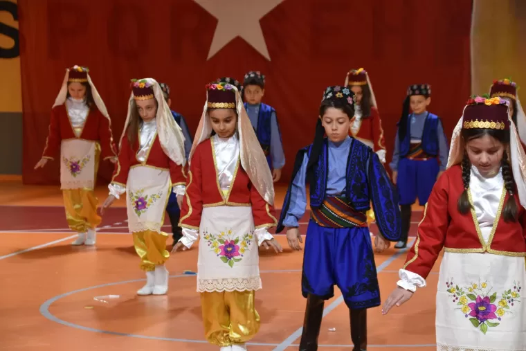 23 NİSAN COŞKUYLA KUTLANDI