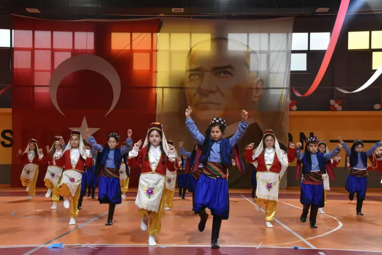 23 NİSAN COŞKUYLA KUTLANDI