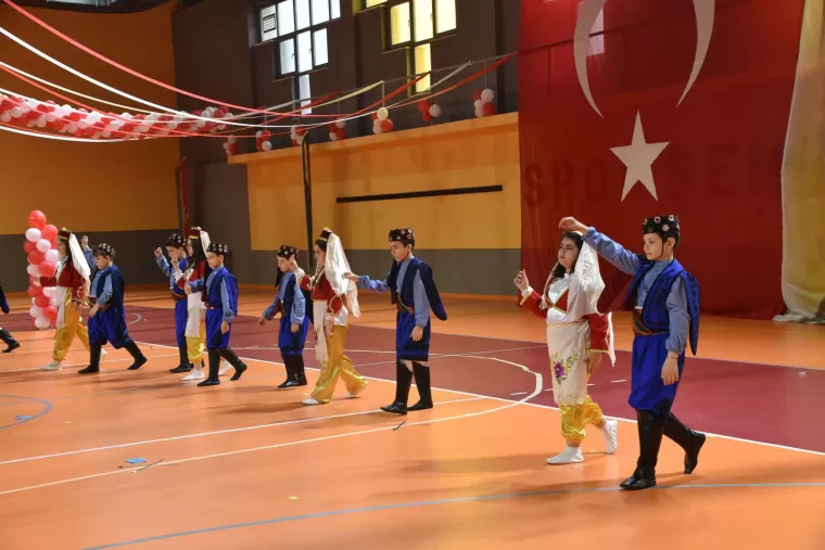 23 NİSAN COŞKUYLA KUTLANDI