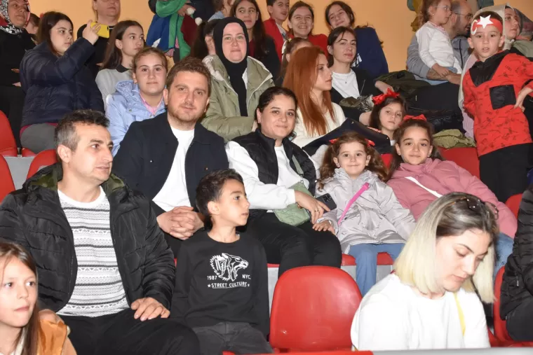 23 NİSAN COŞKUYLA KUTLANDI