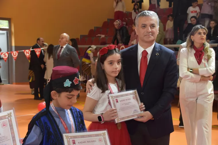23 NİSAN COŞKUYLA KUTLANDI