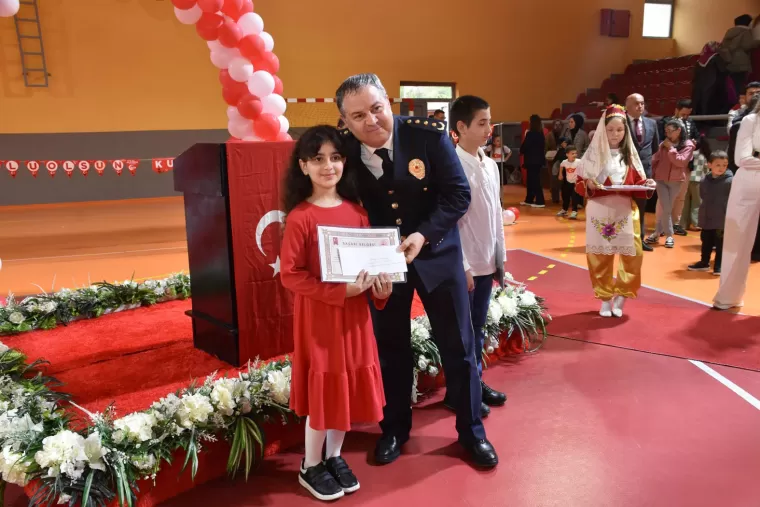 23 NİSAN COŞKUYLA KUTLANDI