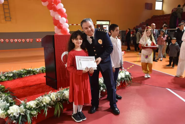 23 NİSAN COŞKUYLA KUTLANDI