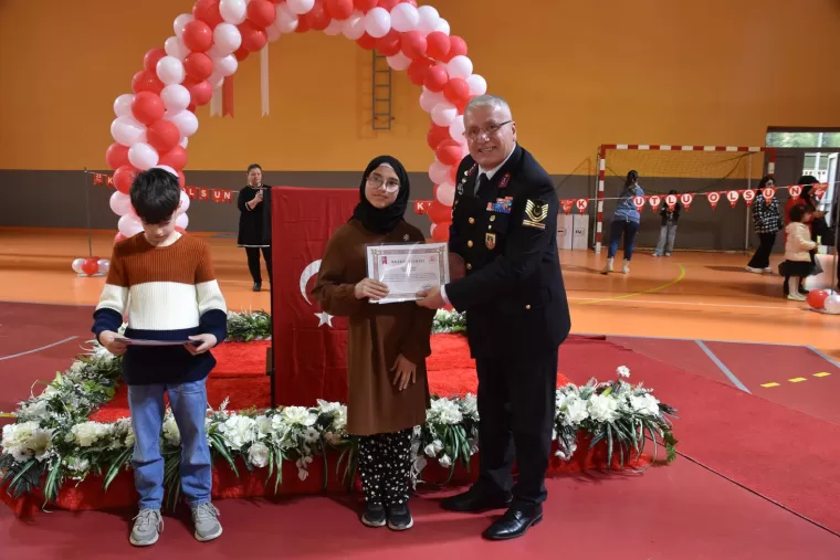 23 NİSAN COŞKUYLA KUTLANDI