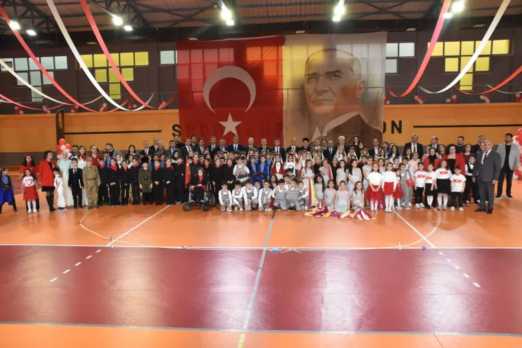 23 NİSAN COŞKUYLA KUTLANDI