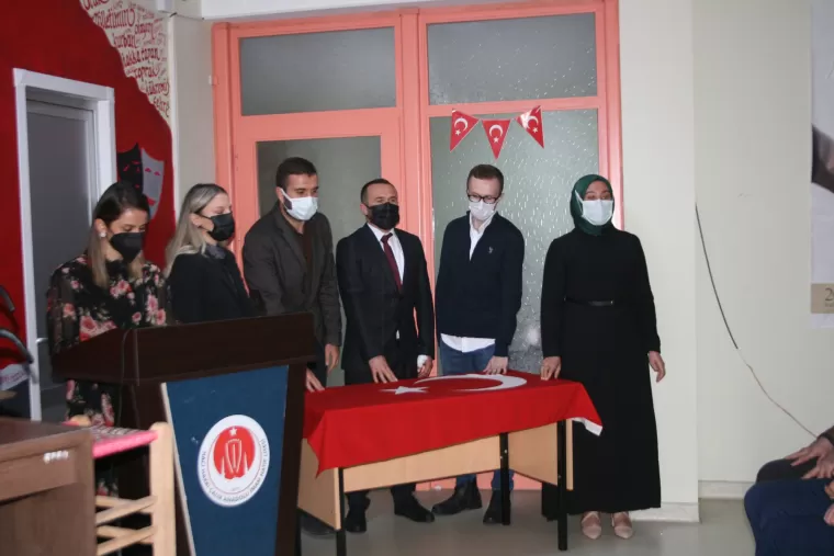 Yomra'da öğretmenler günü kutlandı...