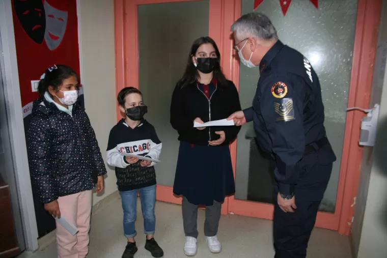 Yomra'da öğretmenler günü kutlandı...