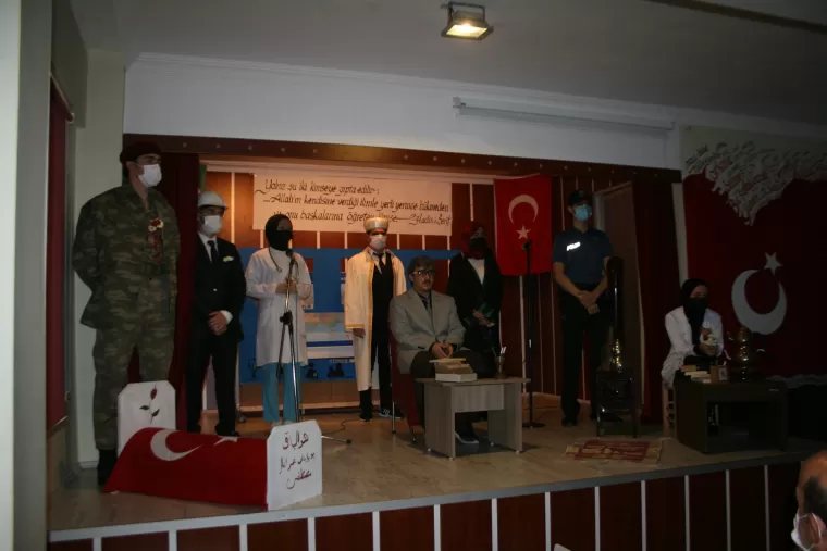 Yomra'da öğretmenler günü kutlandı...