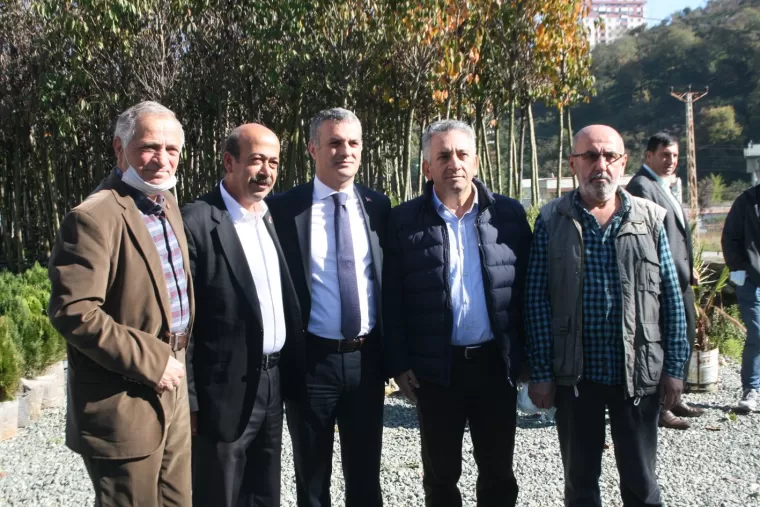 Yomra Elması Fidanı Dağıtıldı