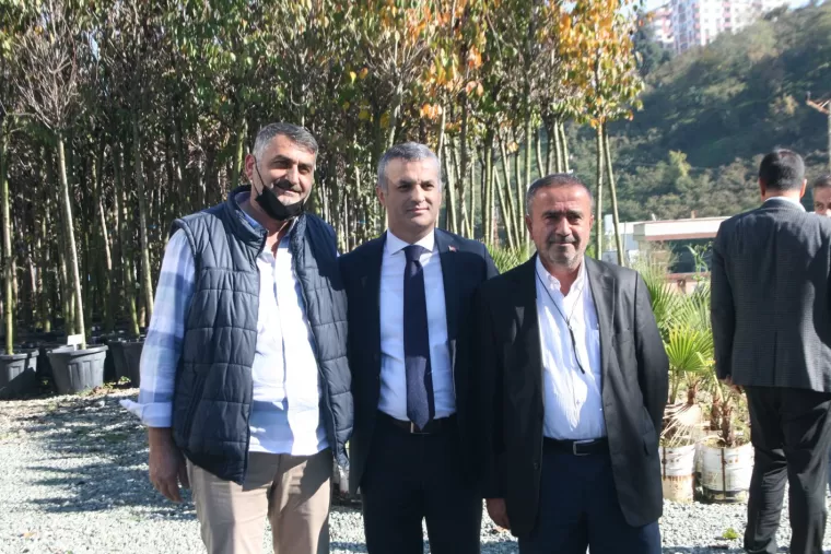 Yomra Elması Fidanı Dağıtıldı